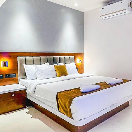 Fabhotel Emersion Residency - High Street Near Laxman Nagar, Baner Pune Ngoại thất bức ảnh