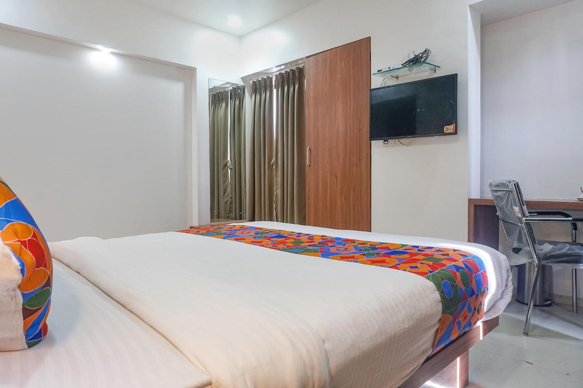 Fabhotel Emersion Residency - High Street Near Laxman Nagar, Baner Pune Ngoại thất bức ảnh